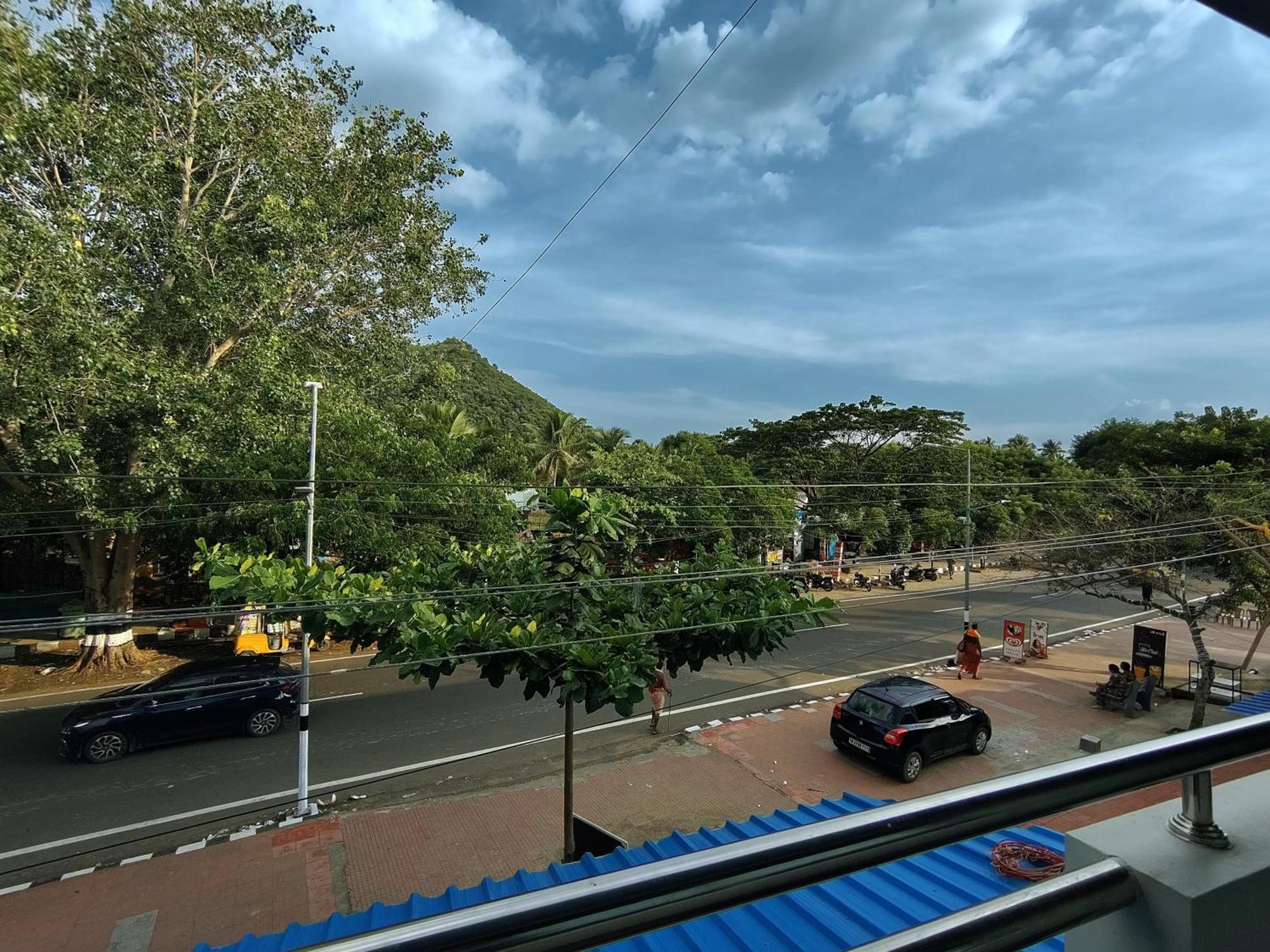Athma Aruna Residency - Mountain View Rooms Tiruvannāmalai Екстериор снимка